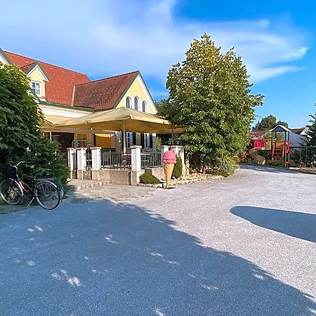 Landcafe Auszeit ホテル Albersdorf
