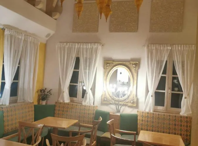 Landcafe Auszeit 酒店 *